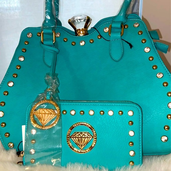 Traci Lynn Handbags - Beautiful Diamond Chic Traci Lynn handbag and wallet